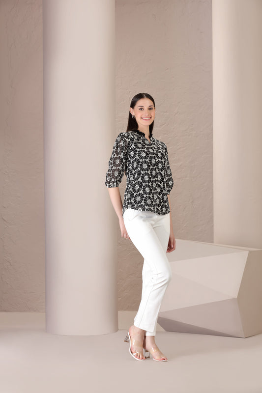 Noir Daisy Top
